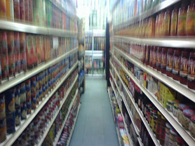 grocery_aisle1