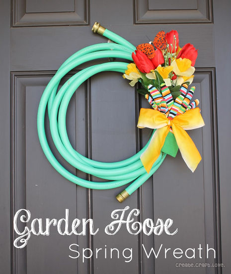 garden-hose-spring-wreath-sm