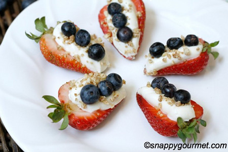 13 - Snappy Gourmet - July 4th Cheesecake Strawberries copy-sm
