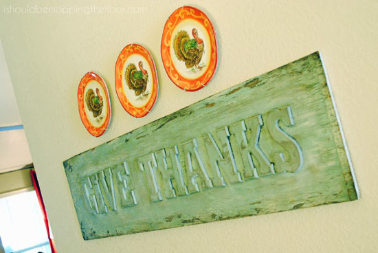 03 - I Should Be Mopping hte Floor - Vintage Thanksgiving Sign sm