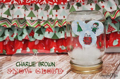 06---Cherished-Bloss---Charlie-Brown-Snow-Globe