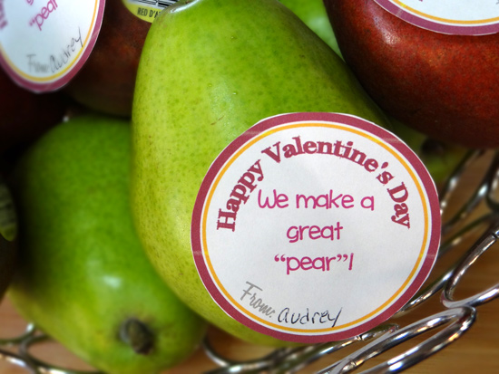 valentine-tags-we-make-a-great-pear