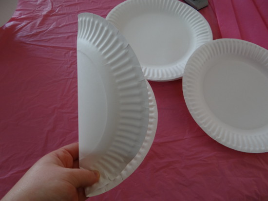 step-1-heart-paper-plate