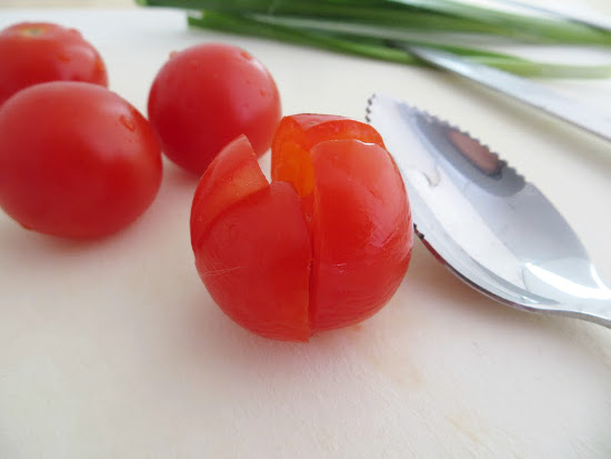 hot-to-make-cherry-tomato-tulips