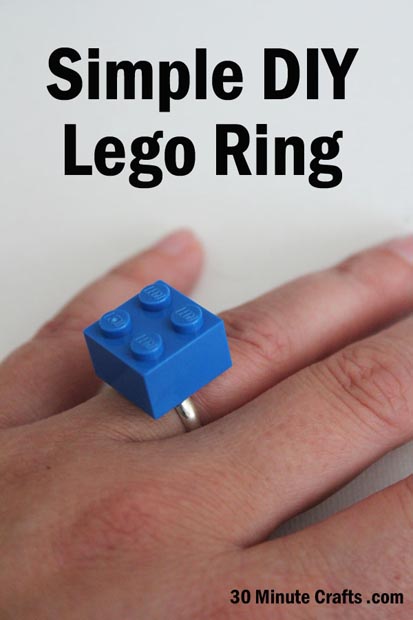 13---30-Minute-Crafts---Lego-Ring