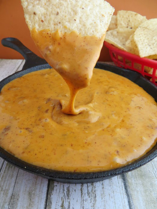 how-to-make-chilis-skillet-queso-copycat-recipe