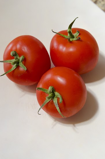 fresh-tomatoes-tall