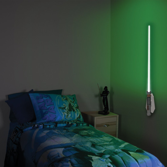 star-wars-light-saber-light-luke-green-with-remote