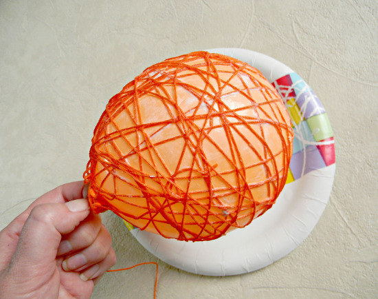 cover-balloon-with-string