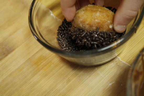 dipping-in-sprinkles-donut-holes