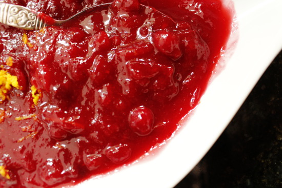 homemade-cranberry-sauce-recipe-3-ingredients