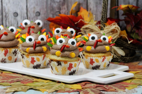 turkey-face-candy-cupcakes