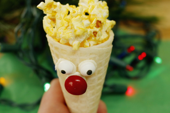 reindeer-popcorn-cone-treat-idea