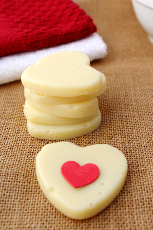 heart-shaped-massage-lotion-bars-with-essential-oils