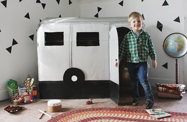 12_-_the_merry_thought_-_diy_cardboard_camper_playhouse