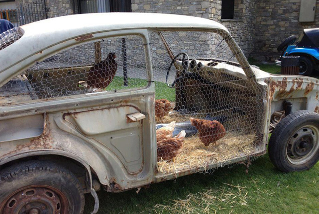 upcycle-a-junkyard-car-into-chicken-coop