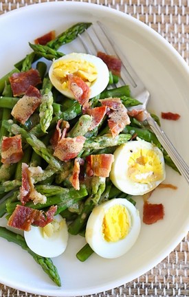 asparagus-egg-and-bacon-salad