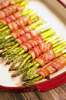 bacon-wrapped-asparagus