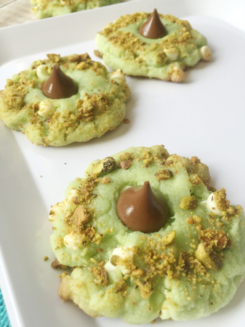 herhseys-kisses-pistachio-cookies-recipes