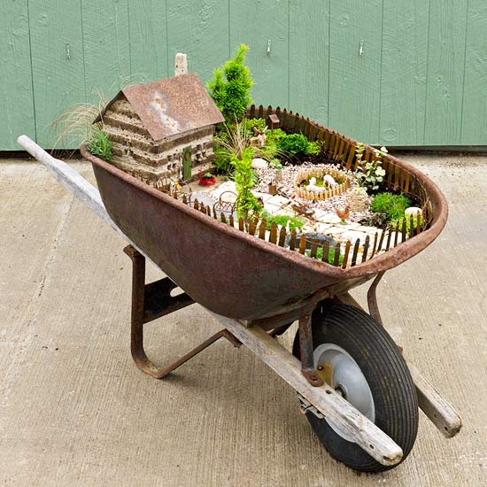wheelbarrow-fairy-garden