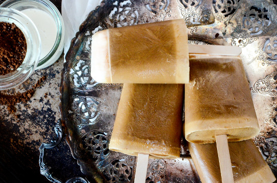 finished-cafe-latte-popsicles-coffee-recipe