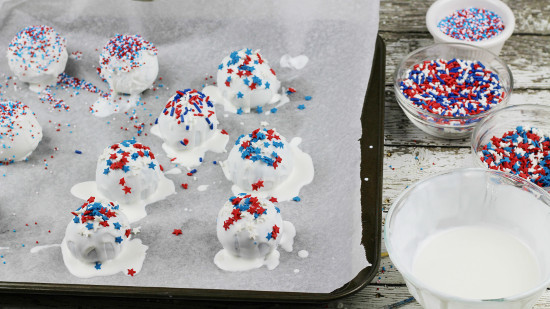 oreo-truffles-no-bake-patriotic-sprinkles-red-white-blue