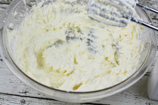 mixing-creamcheese-butter-cake-dip-ball-cake-mix-recipes-no-bake