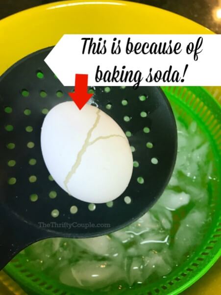 cracking hard boiled egg from baking soda